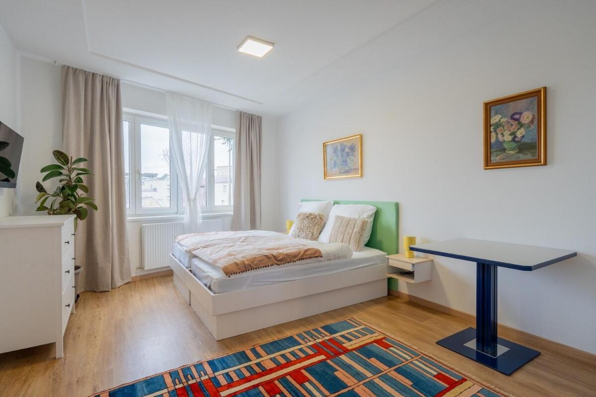 1 - Koralmblick * Graz